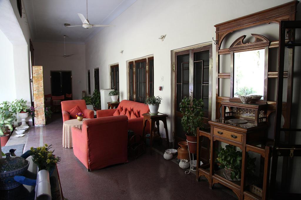 Loharu House Bed and Breakfast Jaipur Buitenkant foto